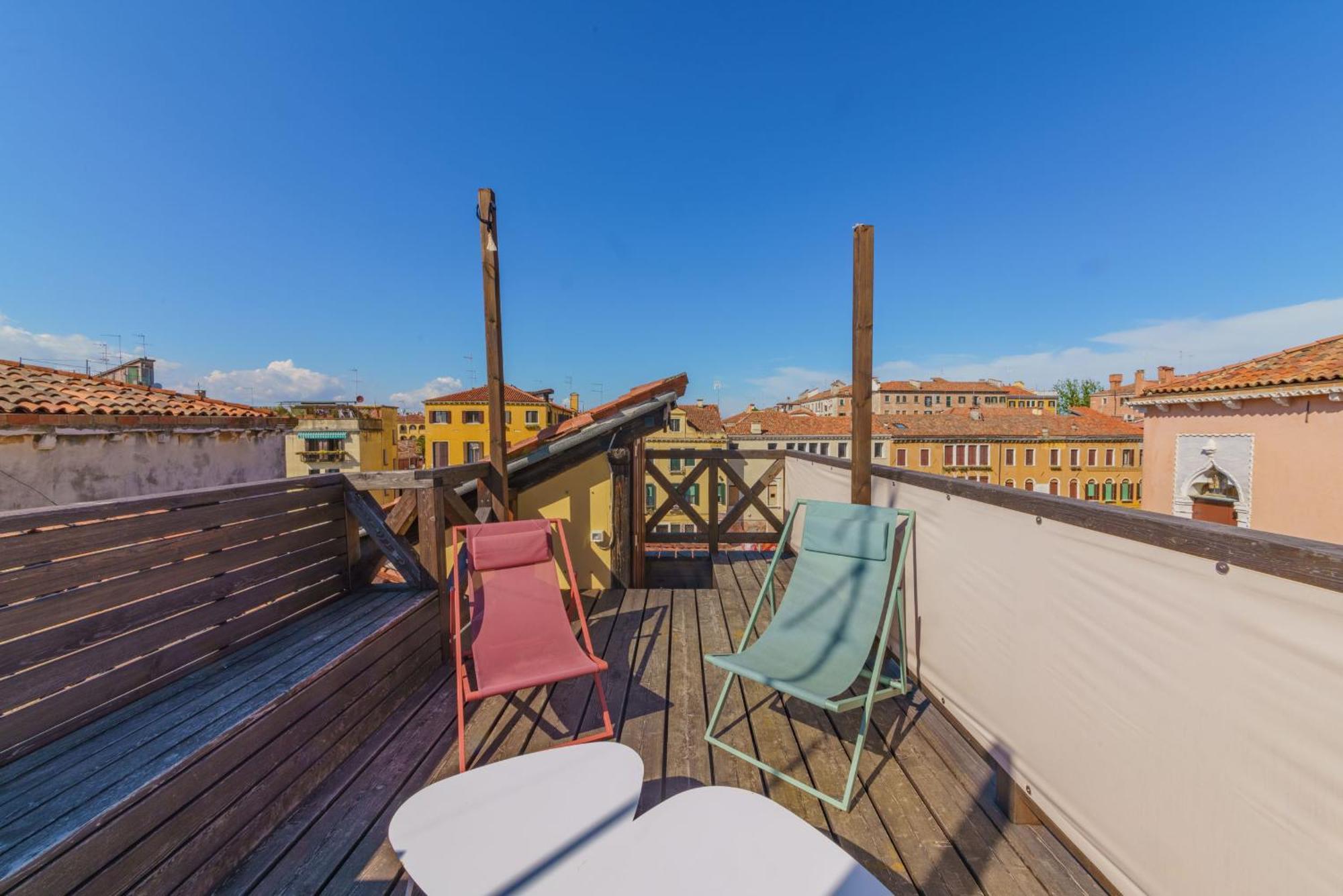 Casa Virginia Direct At The Canal Cannaregio With Own Roof Terrace Benátky Exteriér fotografie